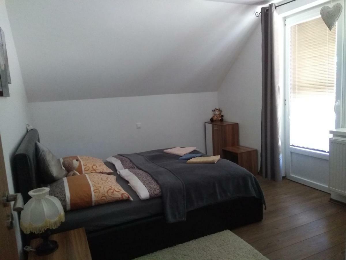 Apartman Lusy Wielka Łomnica Zewnętrze zdjęcie
